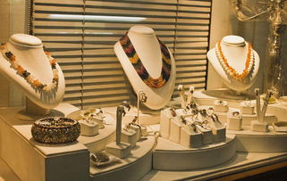 珠宝首饰电子商务零售的利润空间与影响因素